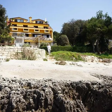 In With Terrace, Air Conditioning, W-lan 81-7 *