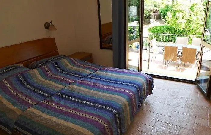 Affittacamere In With Terrace, Air Conditioning, W-lan 81-7